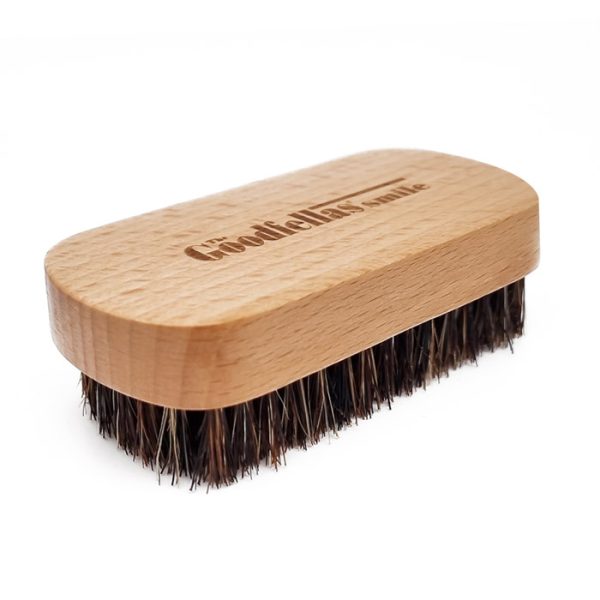 El cepillo para barba de madera Smile de Goodfellas