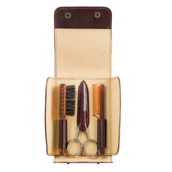 set-viaggio-barba-baffi-pelle-toscano-marrone-mondial-1908.jpg Mondial Beard Set de viaje Tijeras, Cepillo y Peine en Estuche de Piel Marrón Oscuro